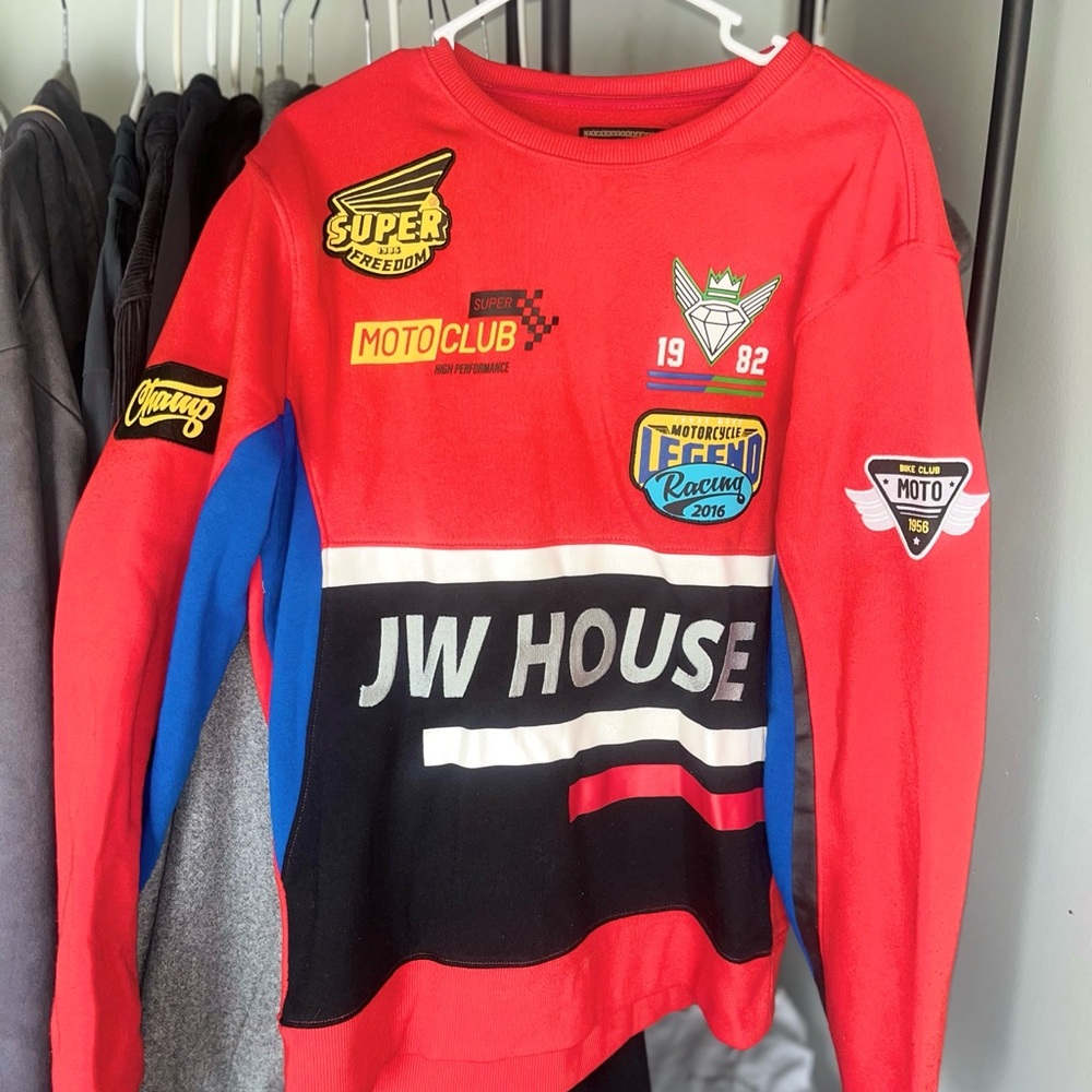 JW House Crewneck Longsleeve